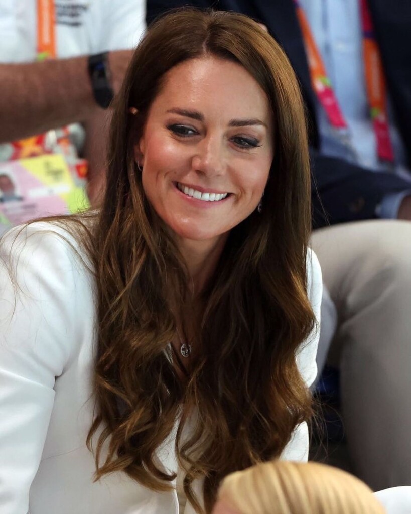 CA9412CC-4C5D-4B25-A5CC-071576C6919E