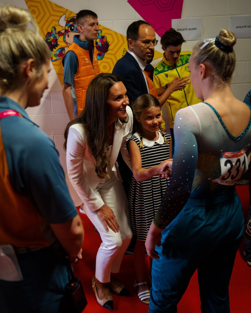 DF3C9255-03D5-41F6-BFA1-171785AB81FF