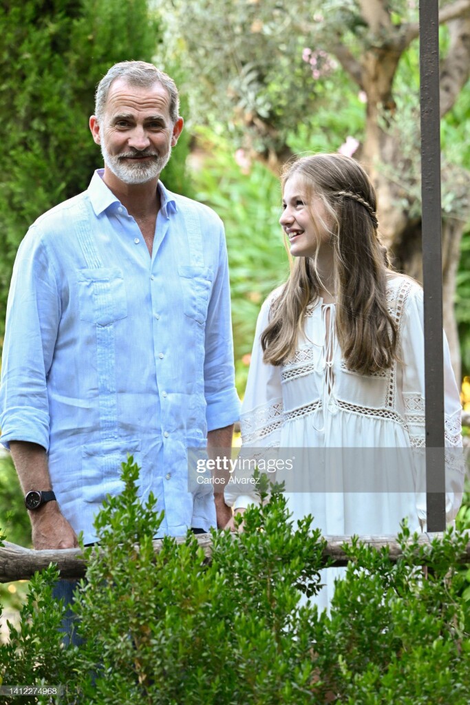 E005FE46-000D-4DD1-B18A-242A54FD5B8C