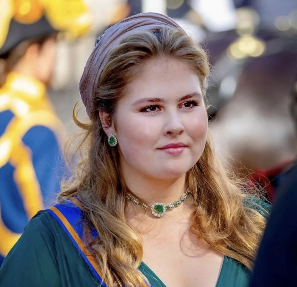 3A71E5D4-D6BD-4EB9-B9C0-19AD1990A961