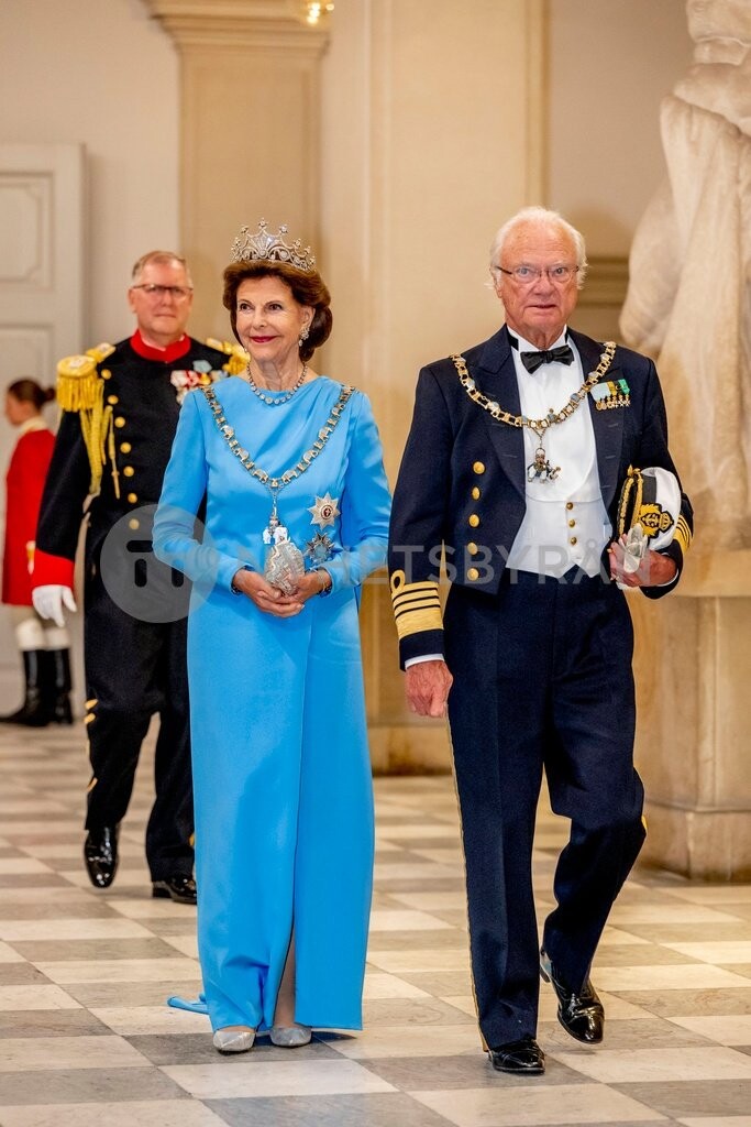 448AE634-98BE-4BE5-8085-260FAD996426