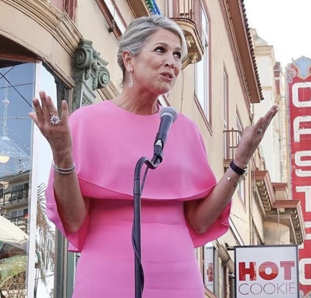 B7D652B9-3340-46A5-9BE5-903EA9DB1D7E