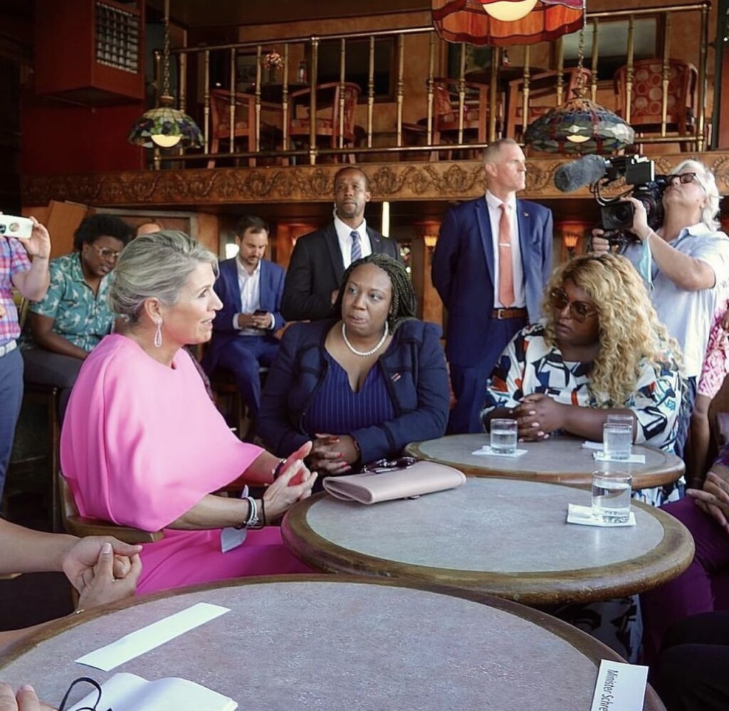 D43F38CA-AB59-4F77-9087-3EC26A4DD8AB