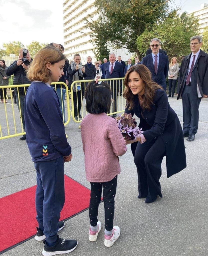 6F2F227B-61F6-4827-A407-D9D31B82DCEB