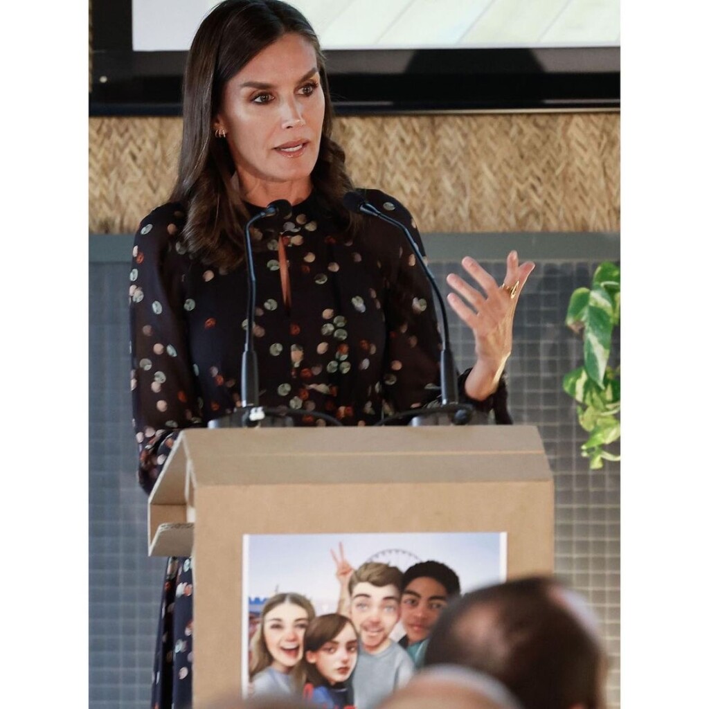 D97E8057-E5DF-4103-BD64-49F543024AF2