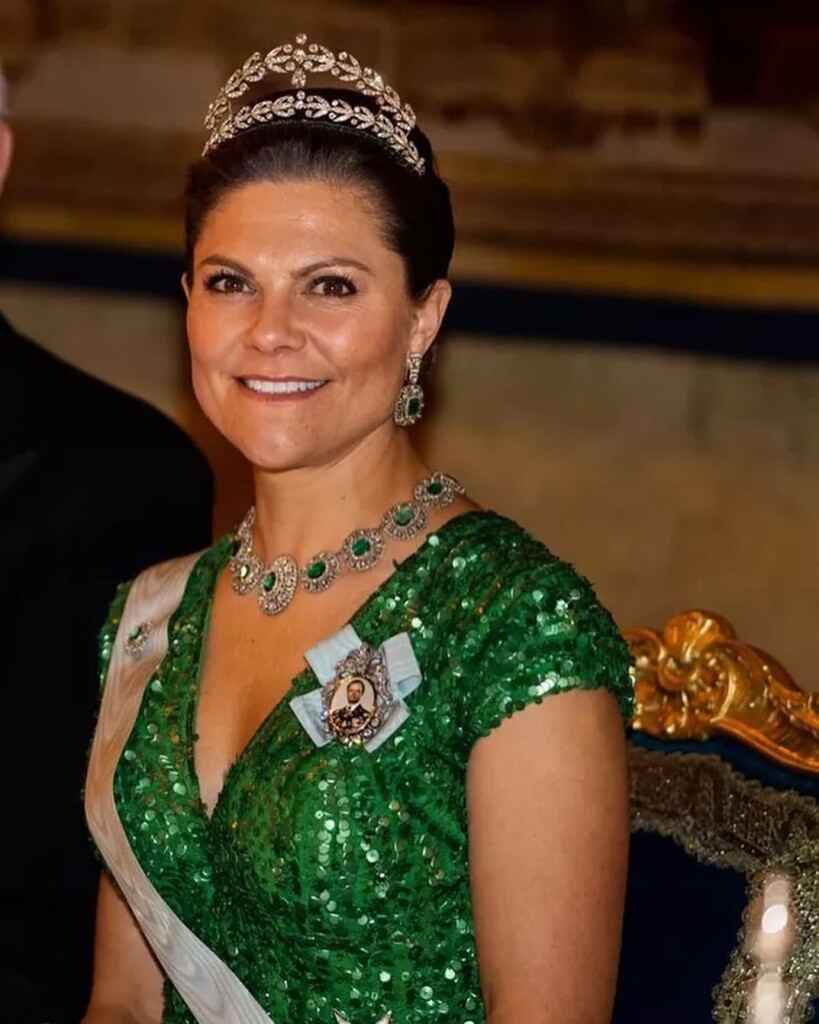 2408BB1A-8A61-488C-9453-B38A36B23359