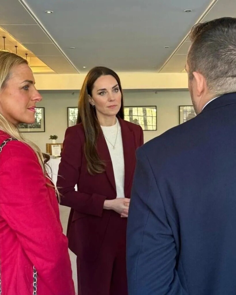 E0D02D57-4672-4504-88D6-D861F805A7A6