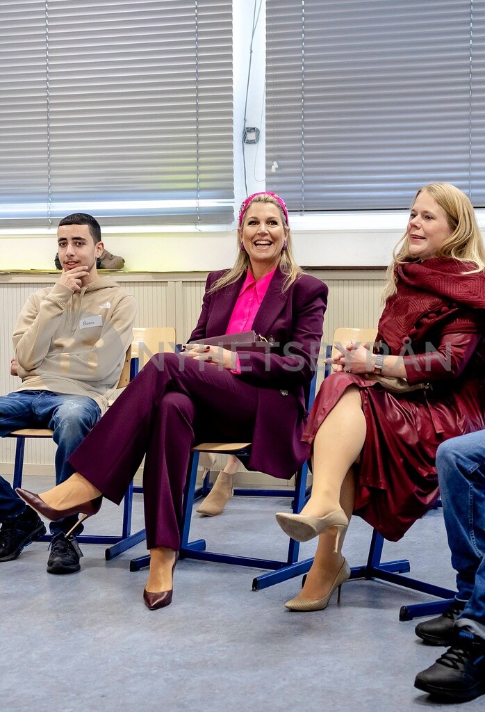 00EFCBFA-B211-423D-B3D6-1492693C920F