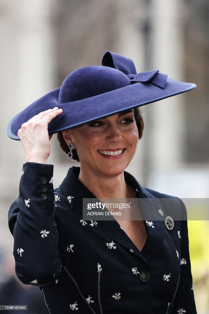 058C1585-DD19-4289-9733-97B2E78099D9