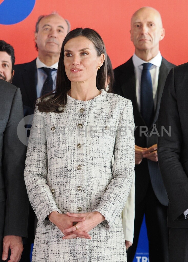 72481885-E560-49DF-8EAC-63B92C329C50