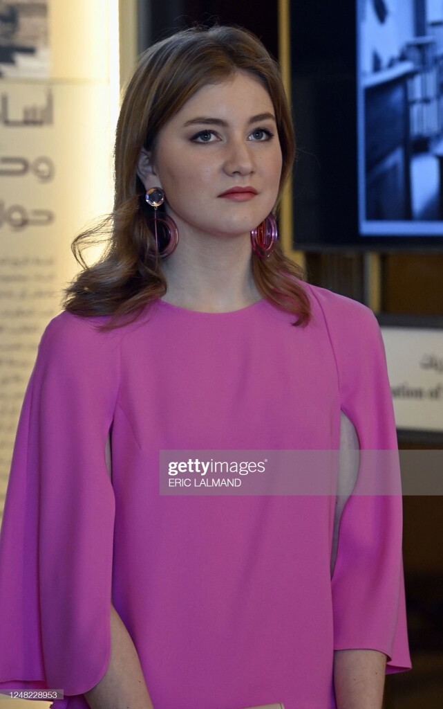 7BEF9F61-710A-4632-9B9E-8BB96EFDCDB2