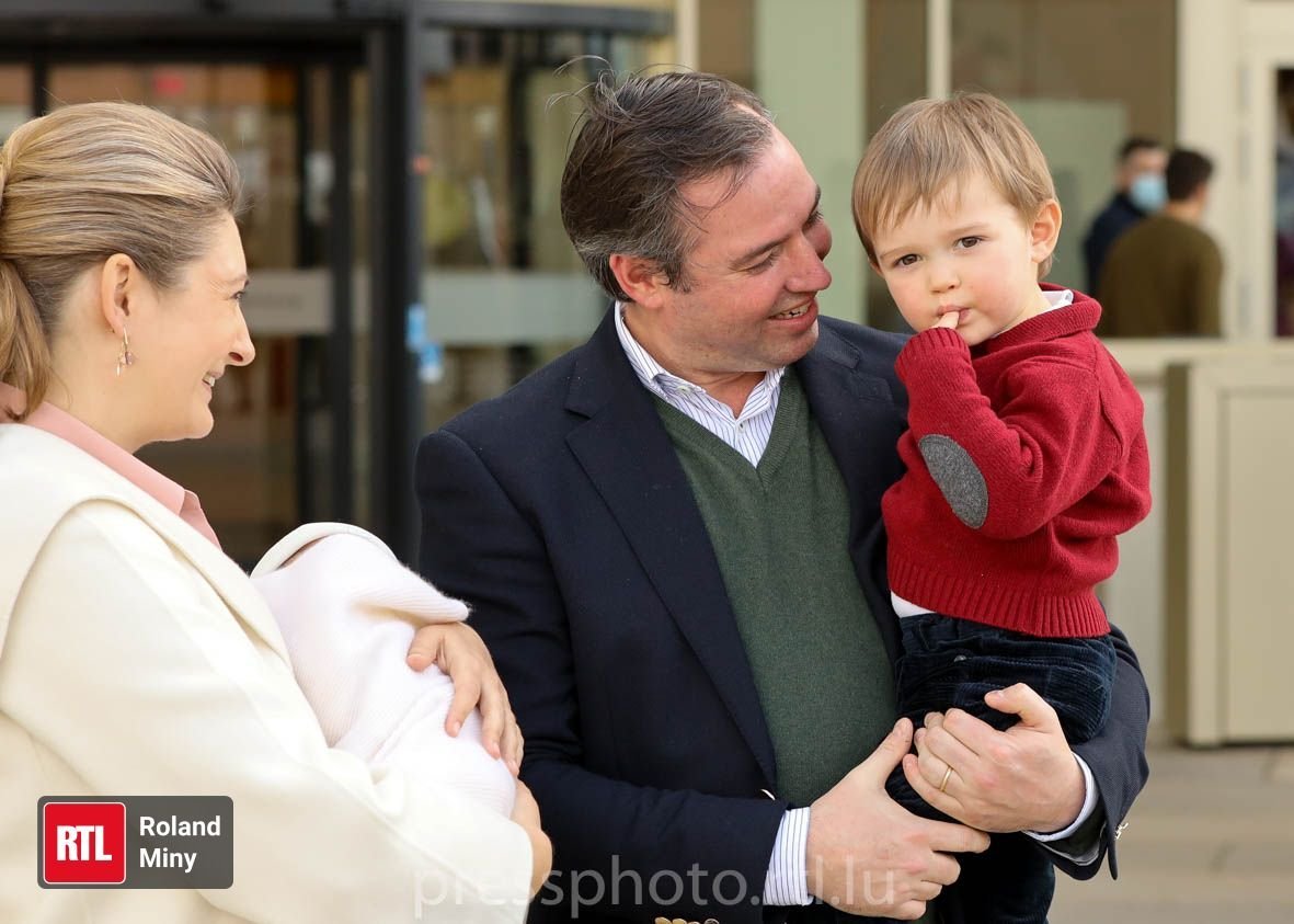 HGD Guillaume and HGD Stéphanie of Luxembourg have left the Grand Duchesse Charlotte Maternity