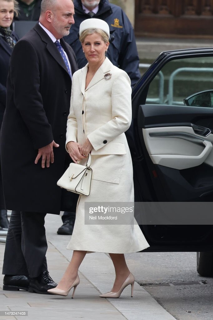 8539E035-51D2-4CBE-BF02-0AD7AB4A45EC