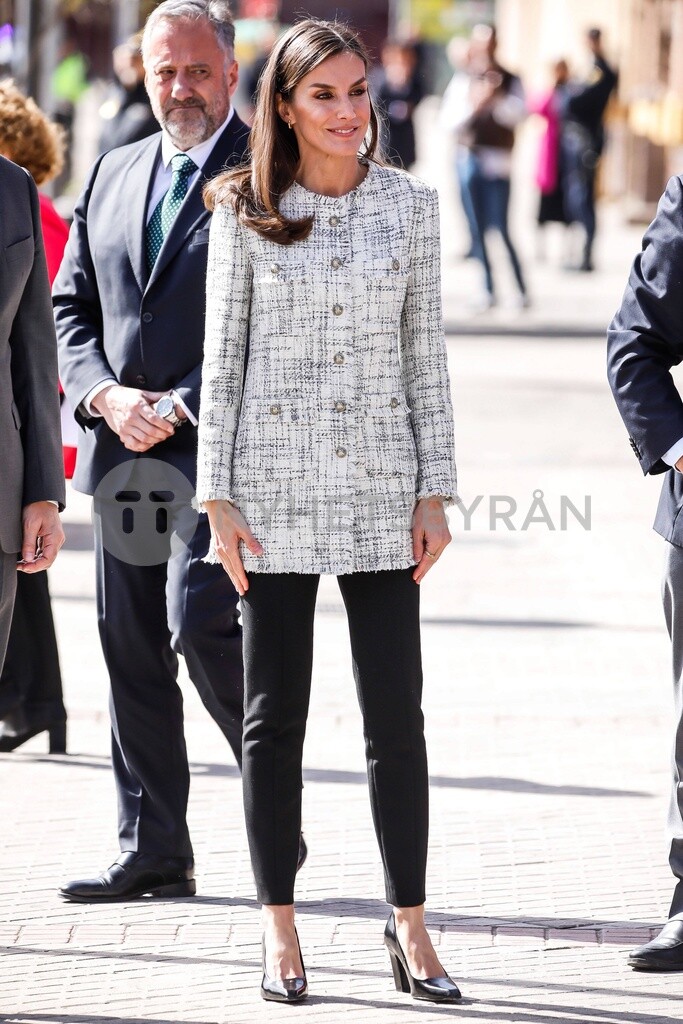 97D4F07A-6252-480C-83D1-73445E30856D