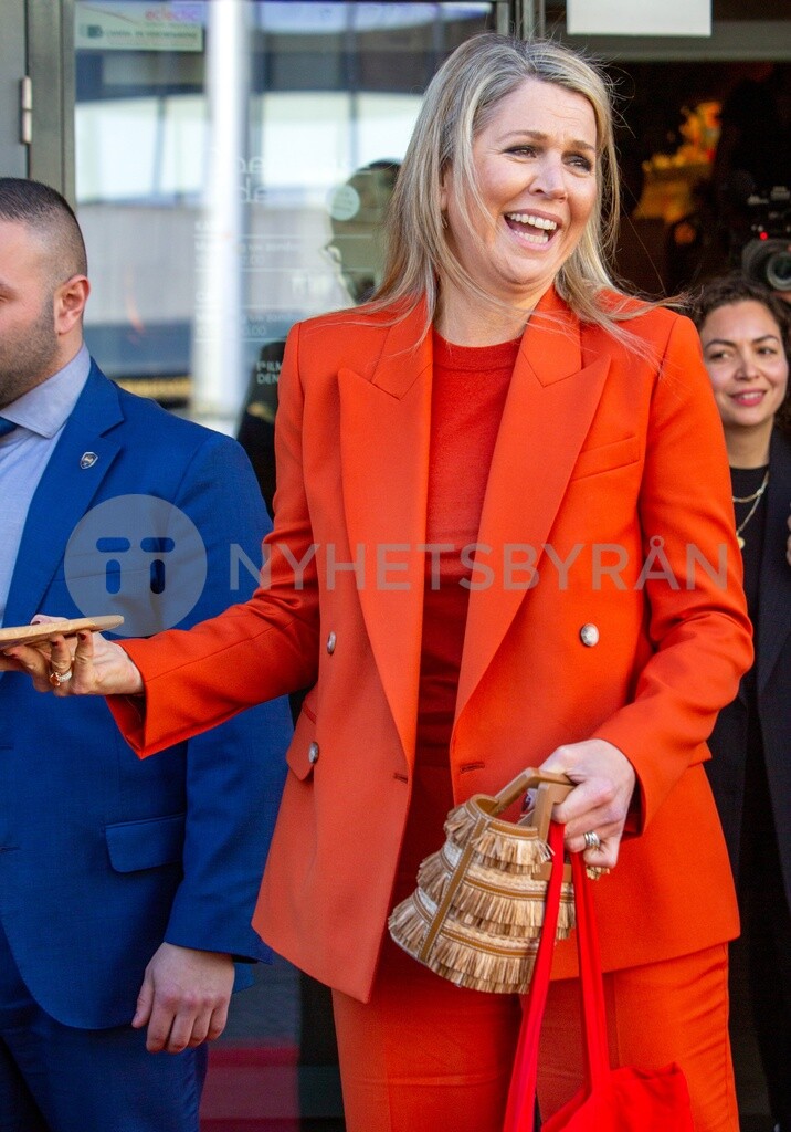 D75F67B1-3494-4459-9C4B-BCBA1346004B